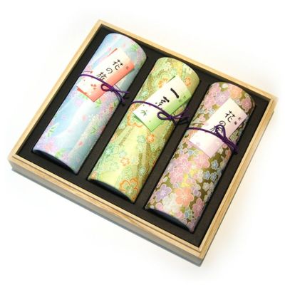 未開封】らきすた プレミア限定品 桐製桜花びら型携帯ストラップ全種類